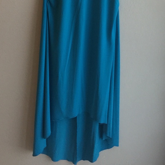 Traje - Picture 2 of 2